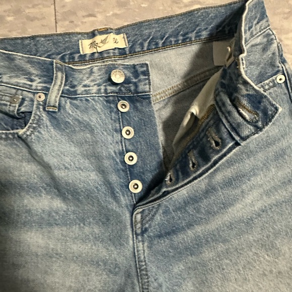 Madewell Light Wash Low Slung Baggy Jeans - Picture 8 of 11